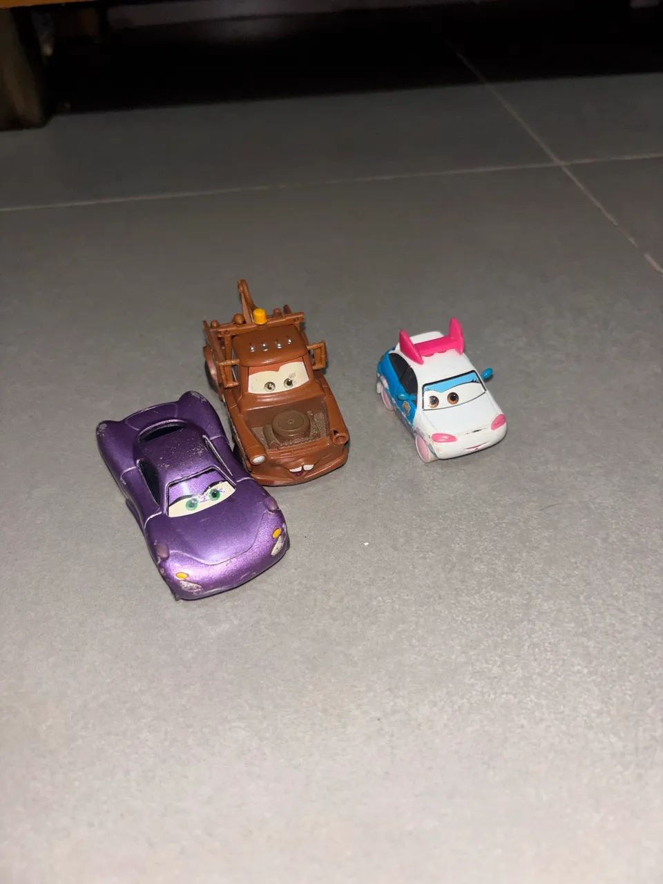 `Lote Carros Disney Pixar 2012 - Mate Pull Back`