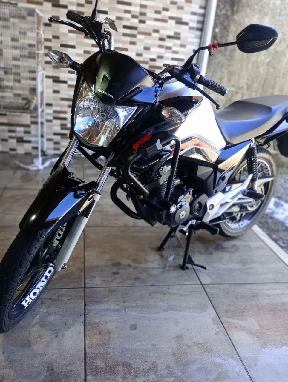 Vendo CG Titan 2023 - Foto 3