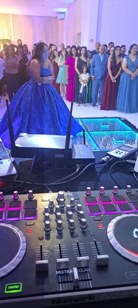 Som, jogo de luz, piso de led e dj - Foto 2
