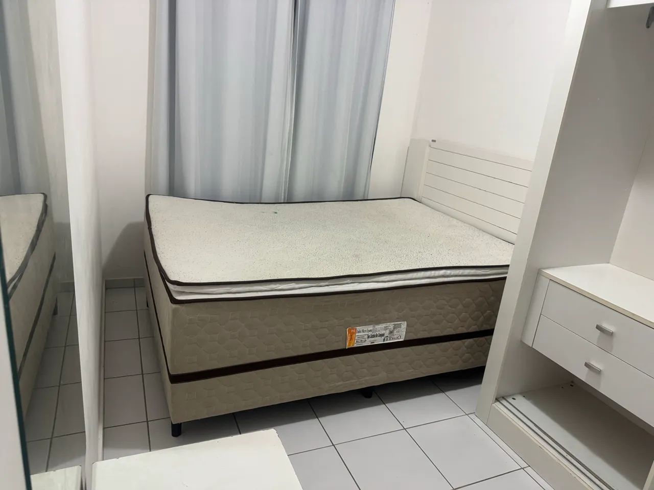 Vendo cama box 350 pra vim buscar