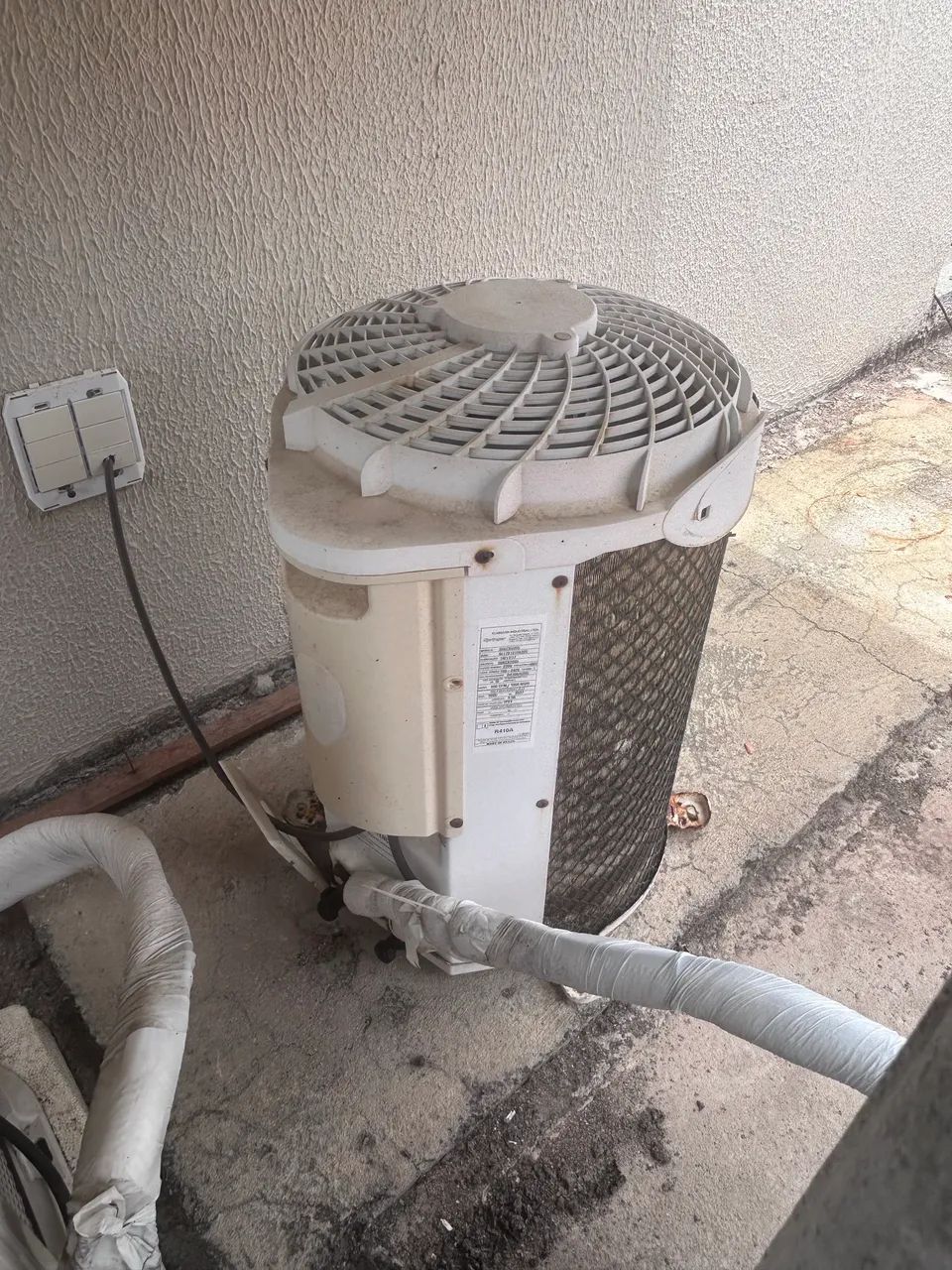 VENDO AR CONDICIONADO 9000 BTUS  - Foto 2