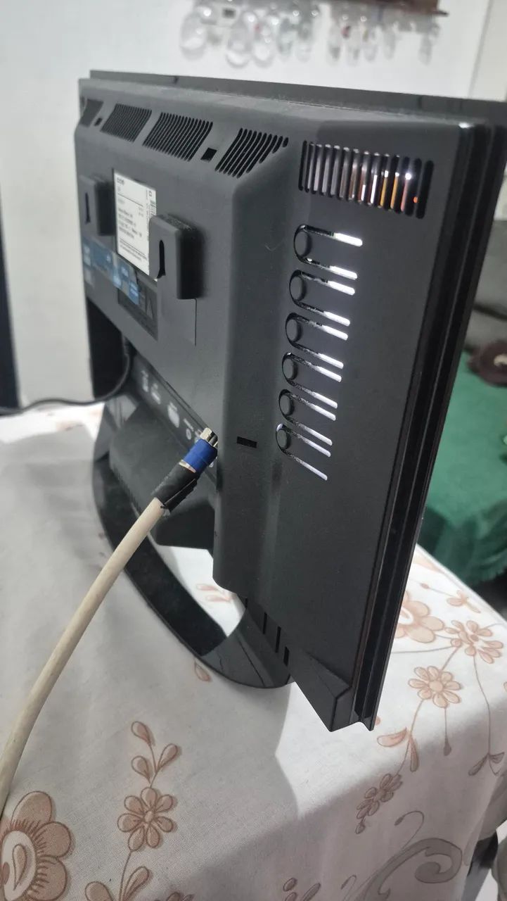 Tv cce com defeito  - Foto 2