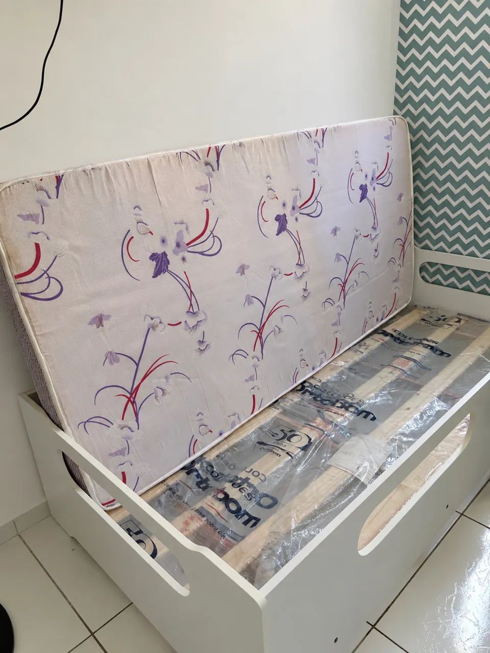 CAMA MONTESSORIANA NOVA 