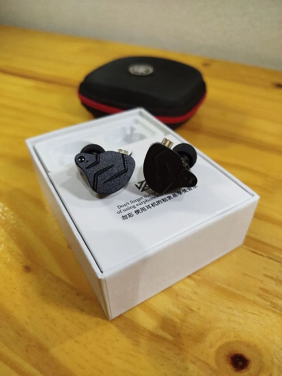 Fone Profissional KZ ZSN Pro X - grátis bag - Lacrado!