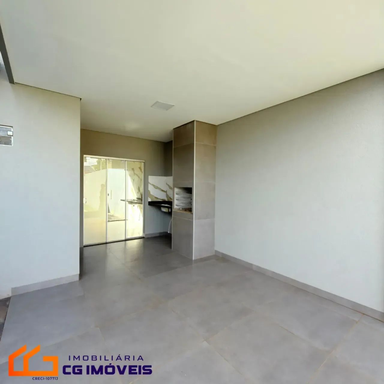 Imóvel para venda possui 93 metros quadrados com 3 quartos - Foto 2