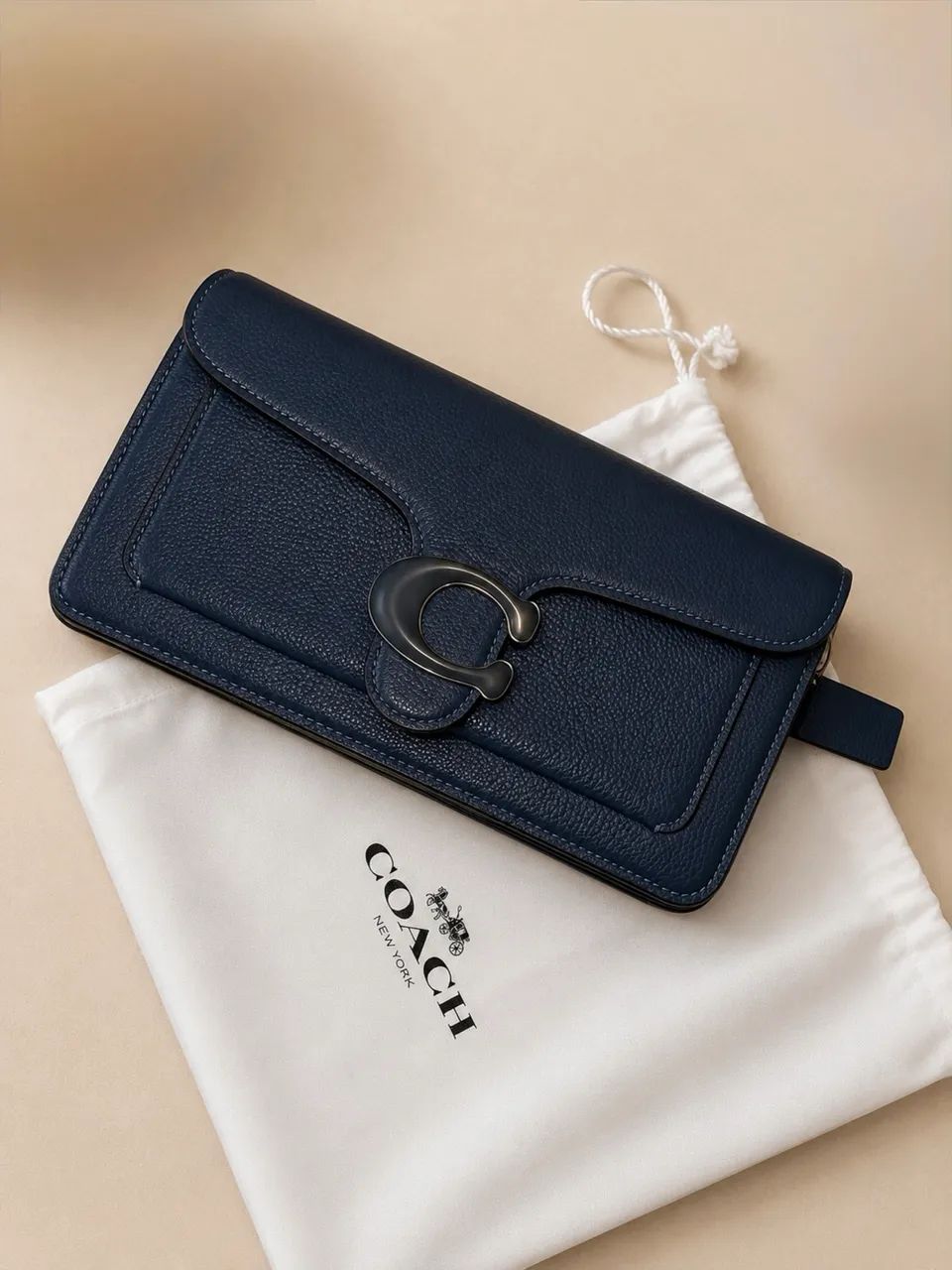 bolsa Coach Tabby 26 em couro azul-marinho - Foto 2