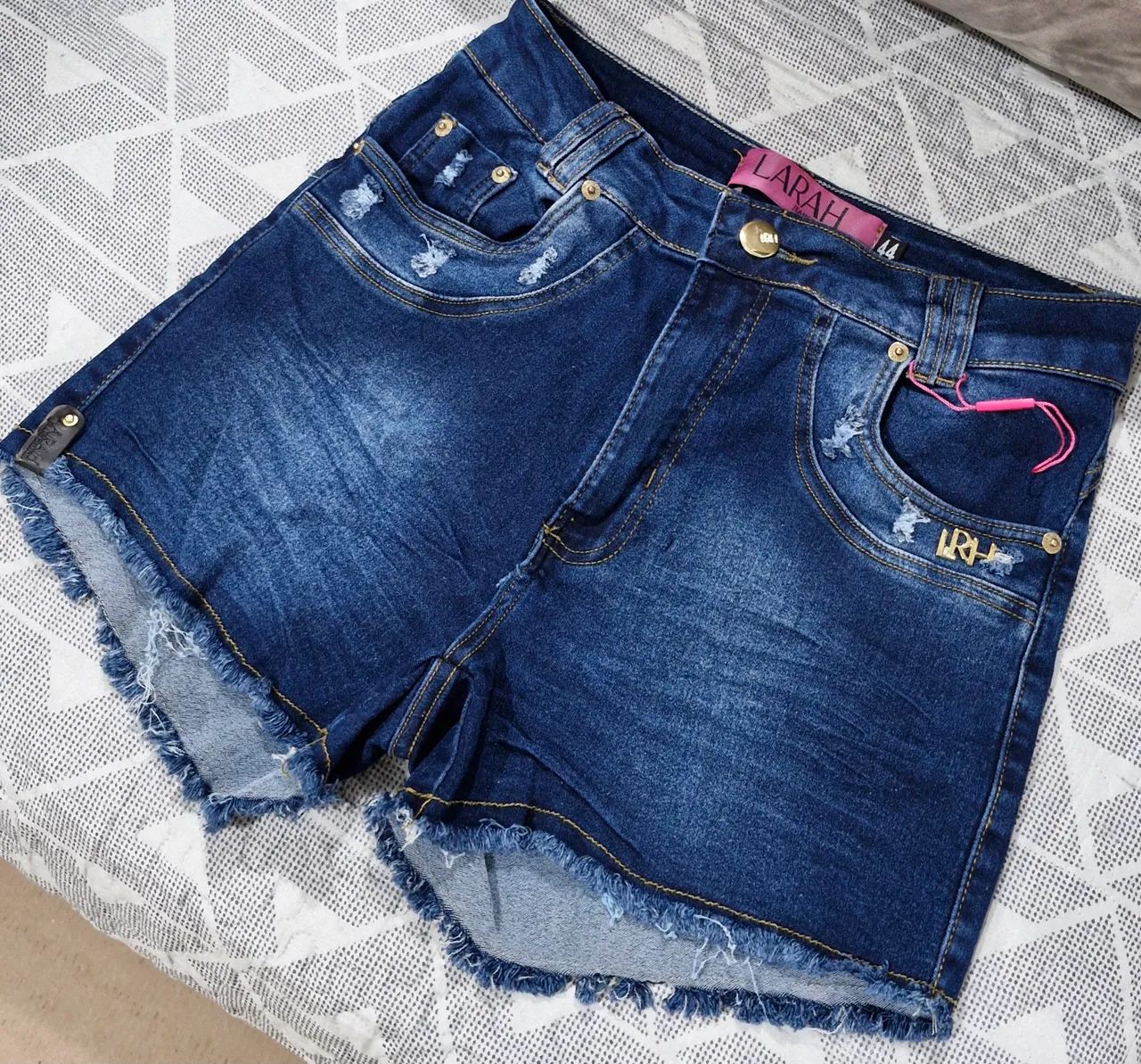 Lote 5 shorts feminino. Tam.44 