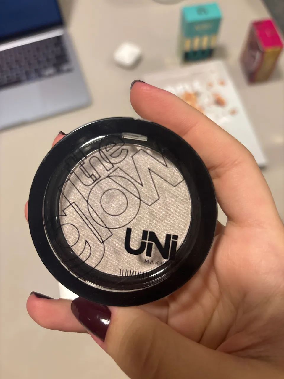 Iluminador facial uni makeup