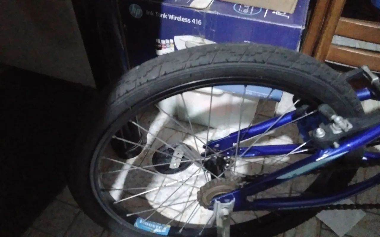 Bicicleta HOUSTHON aro 20 (NOVÍSSIMO) infantil  - Foto 2