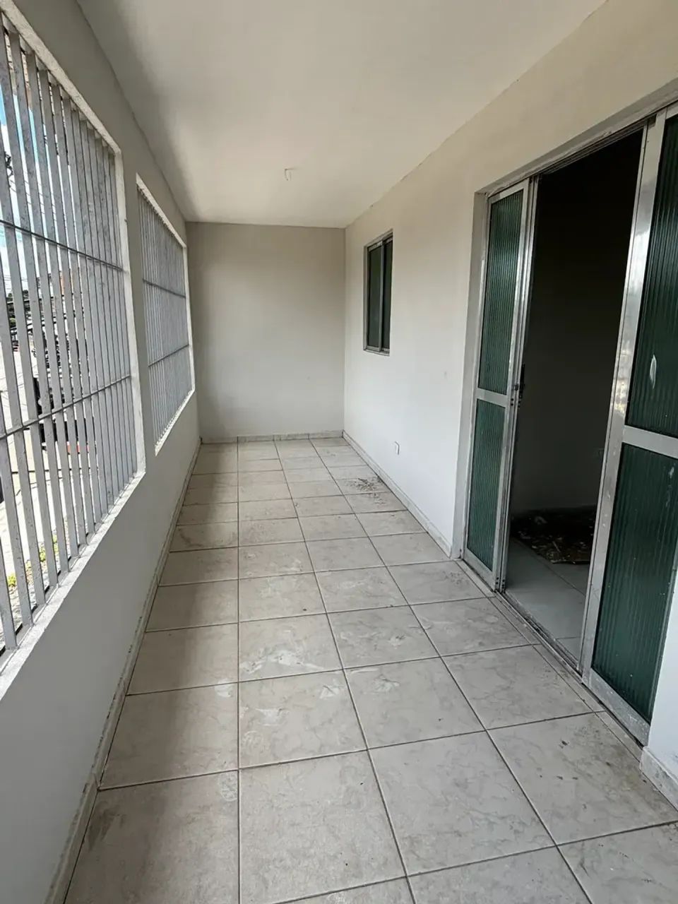 ALUGA-SE 1 CASA NO PAVIMENTO SUPERIOR! - Foto 4