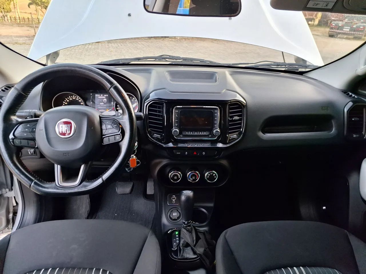 Fiat Toro Freedom 2.4 16V Flex Aut. 2017 - Foto 5
