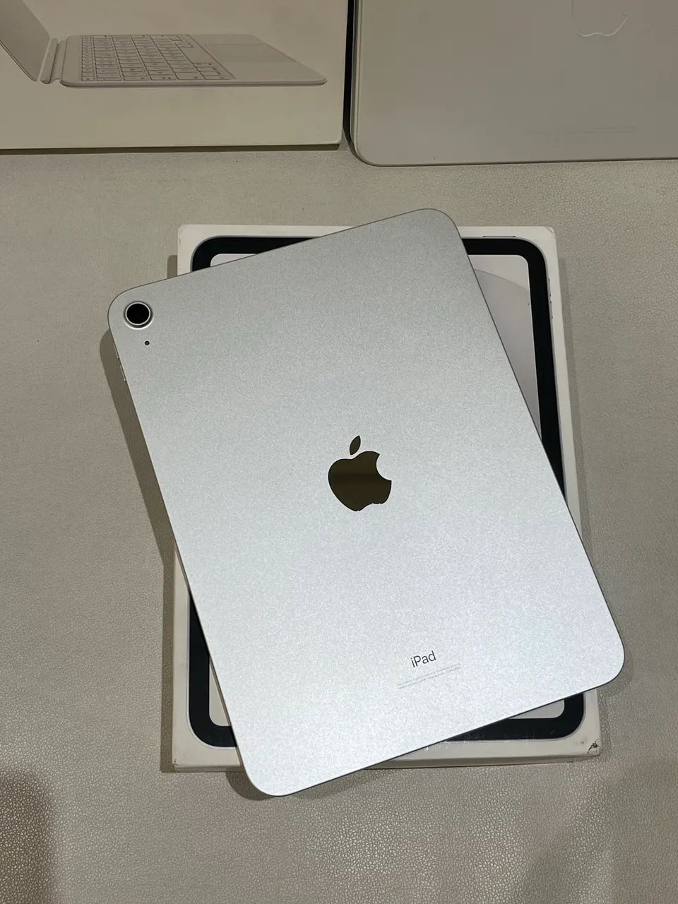 iPad 10 Geração 256Gb + Teclado Original Apple - Foto 3