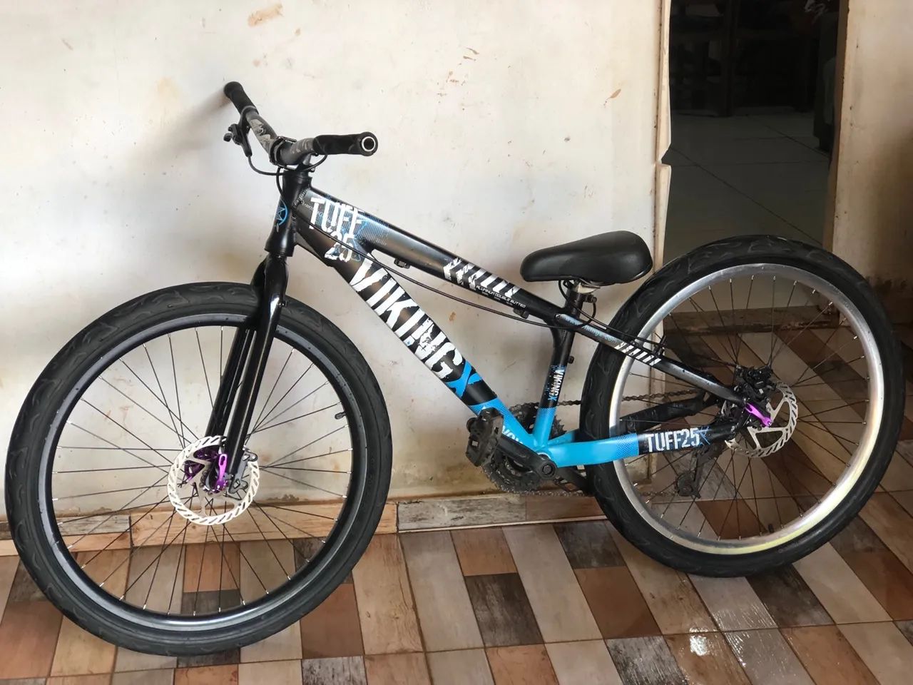 Viking tuff 25