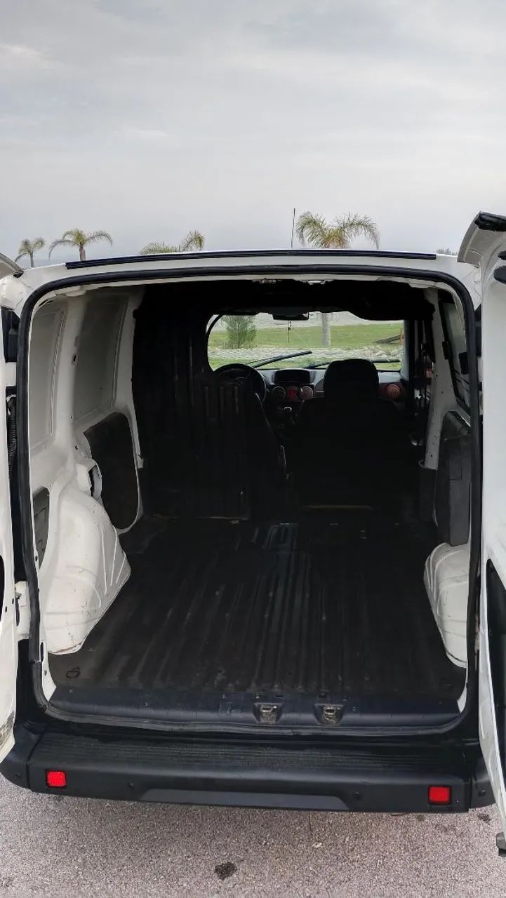 Fiat Doblo Cargo 1.4 MPI Fire Flex 8V 3P 2013 - Foto 5