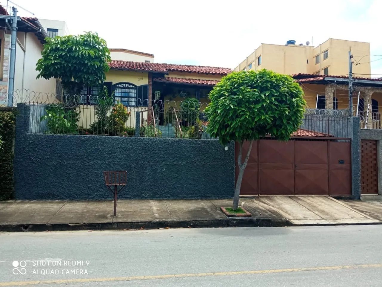 Casa 04 quartos, 04 vagas na Pampulha