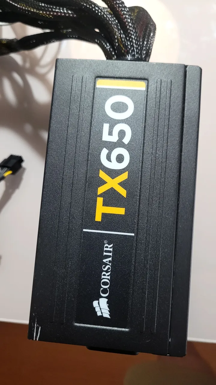 fonte corsair 650w 80 plus