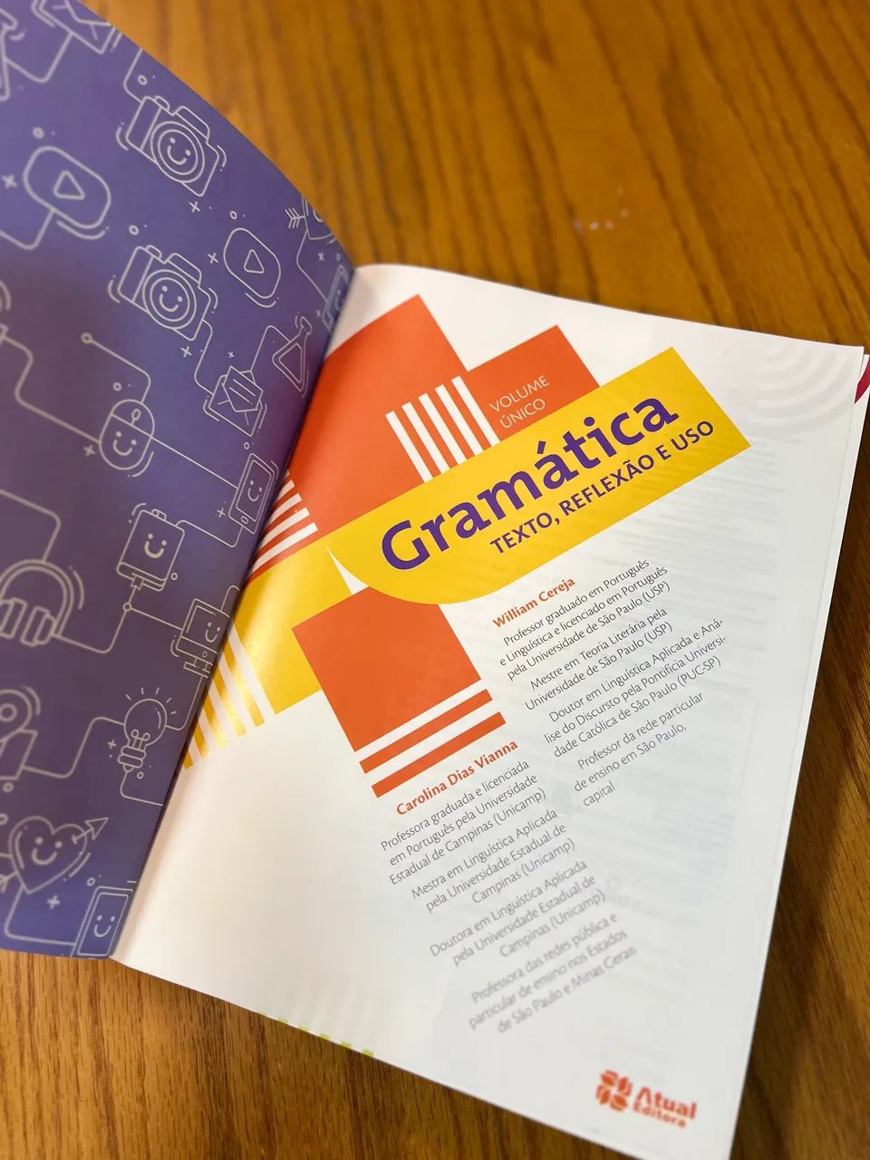 Livro gramática texto, reflexão e uso plurall - Foto 4
