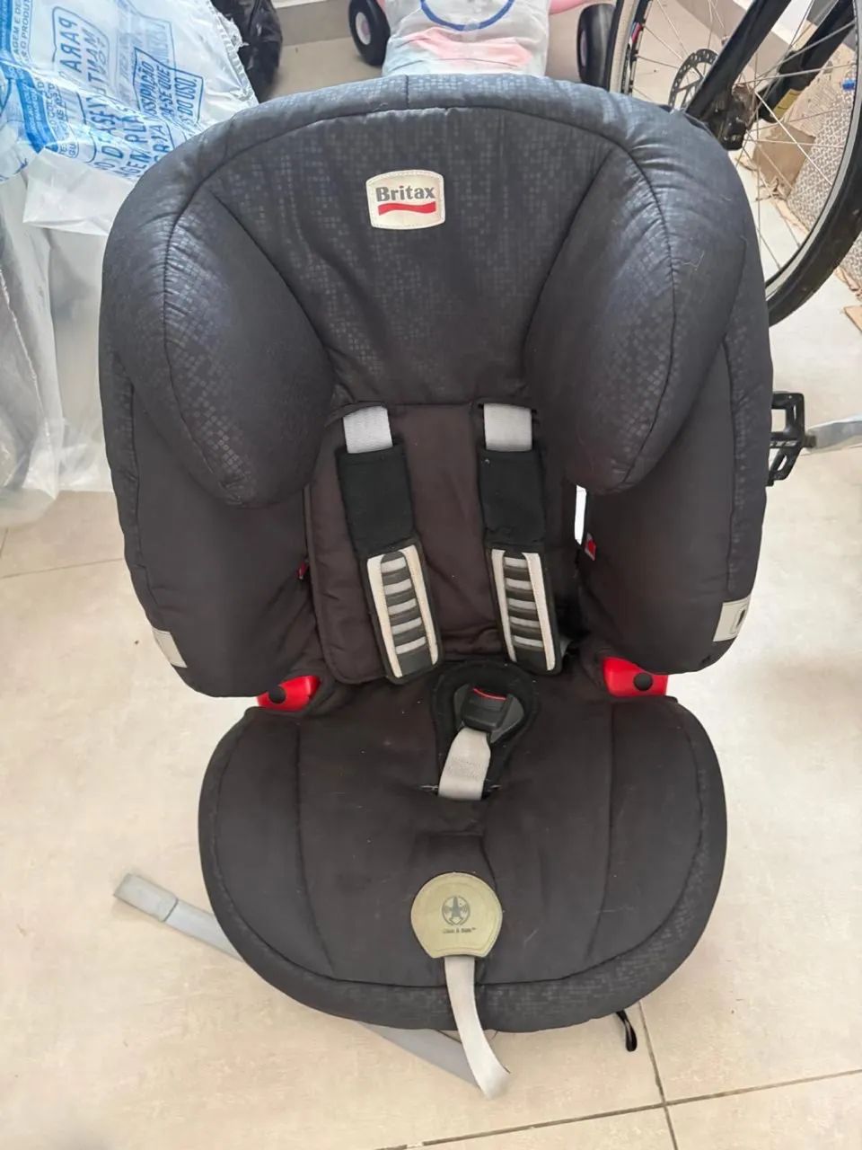 Vendo cadeirinha de bebê para até 36 KG  - Foto 2
