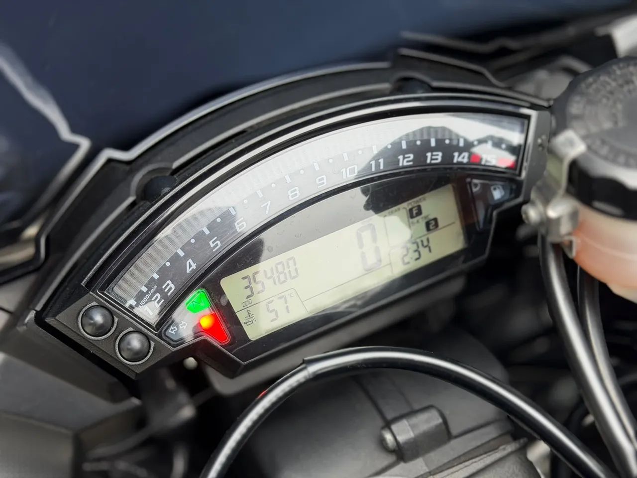 Ninja Zx-10/ Zx-10r 1000cc 2011 - 1535401583 | OLX