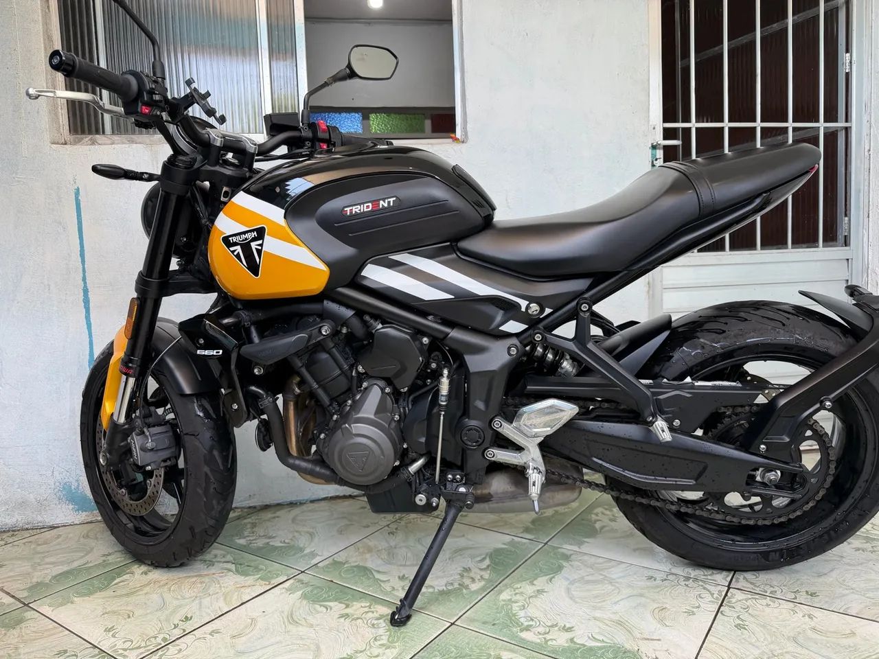 Trident 660 impecável  - Foto 4