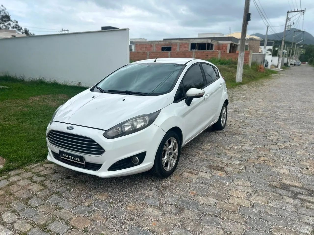 Ford Fiesta Fiesta 1.6 16V Flex Mec. 5p 2016