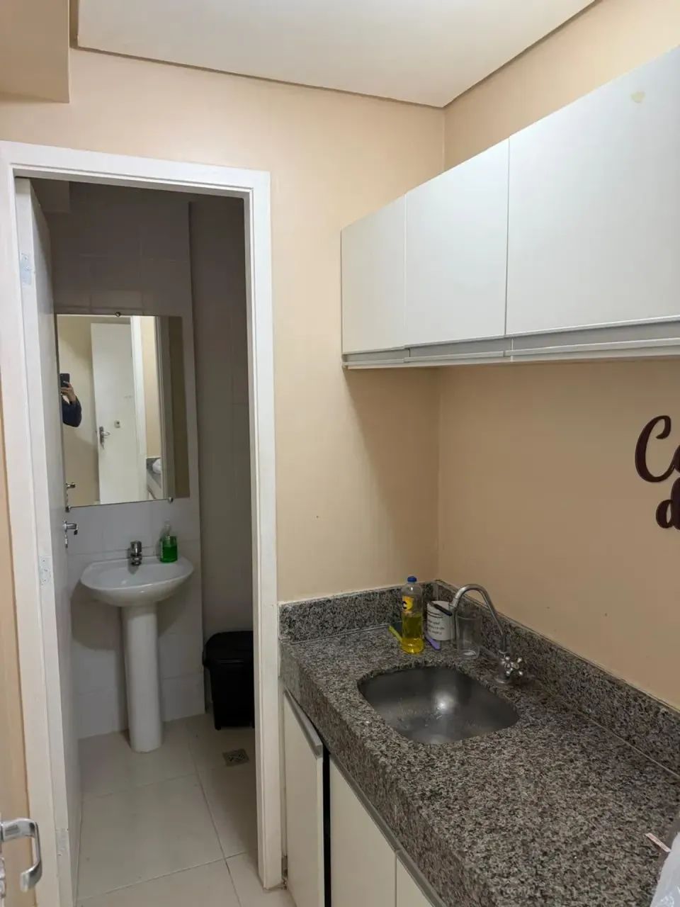 Sala comercial no Eliza Miranda Mall C/ divisórias e mais