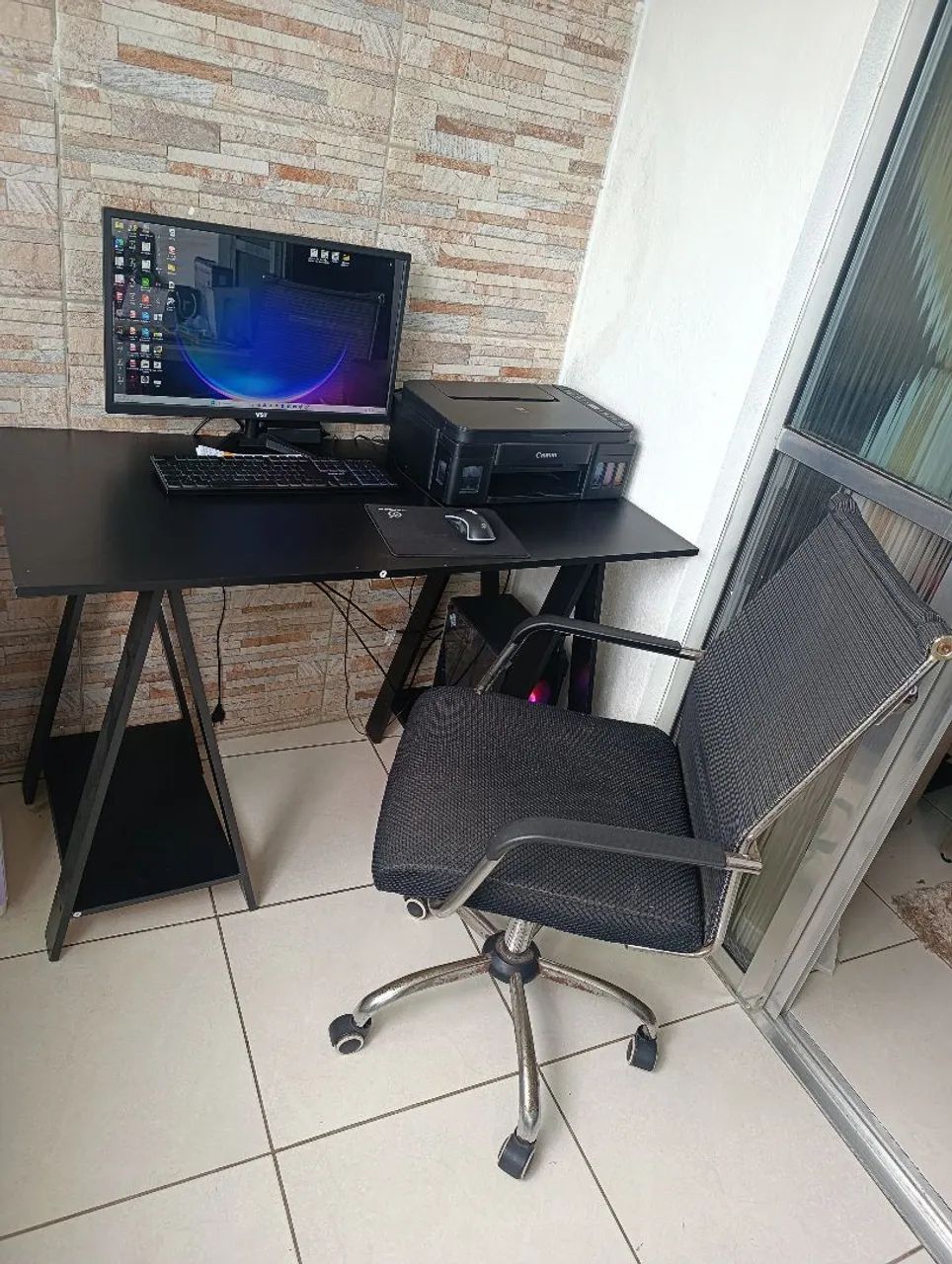Escrivaninha e cadeira giratória  - Foto 2
