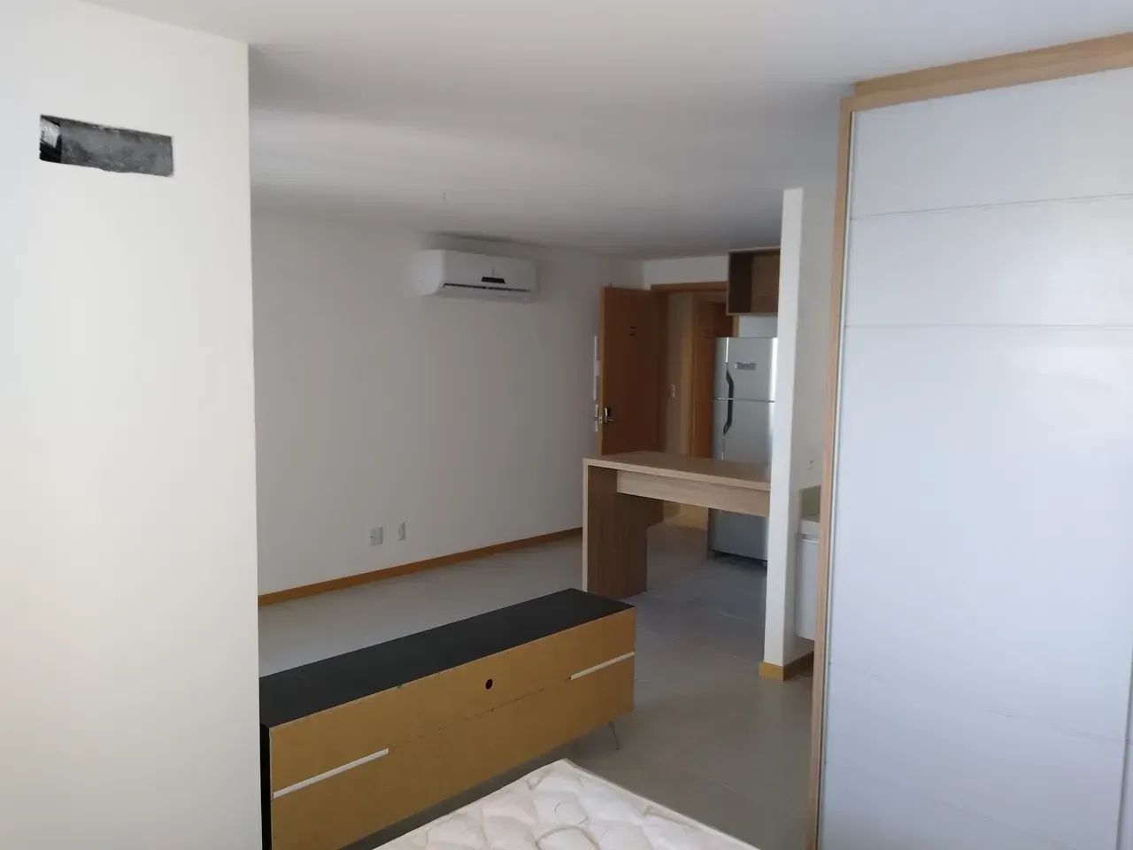 1 quarto e sala montado, mobiliado e climatizado PORTEIRA FECHADA Enseada do Suá - Foto 4