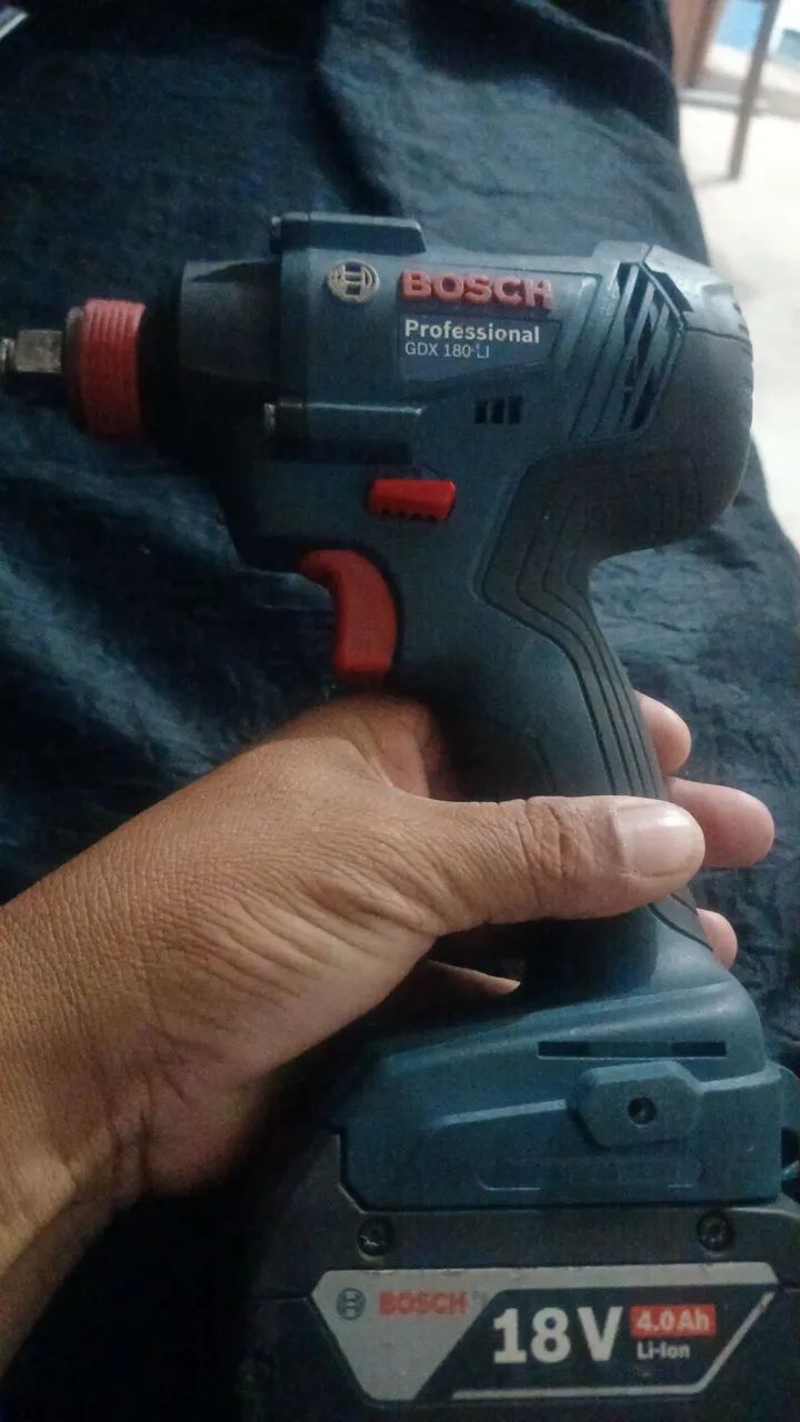 Parafusadeira bosch  - Foto 3