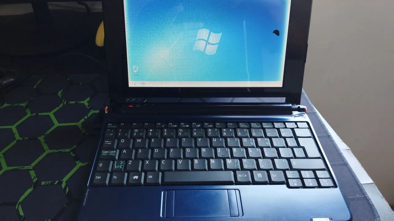 NOTEBOOK ANTIGO, RETIRADA DE PEÇAS