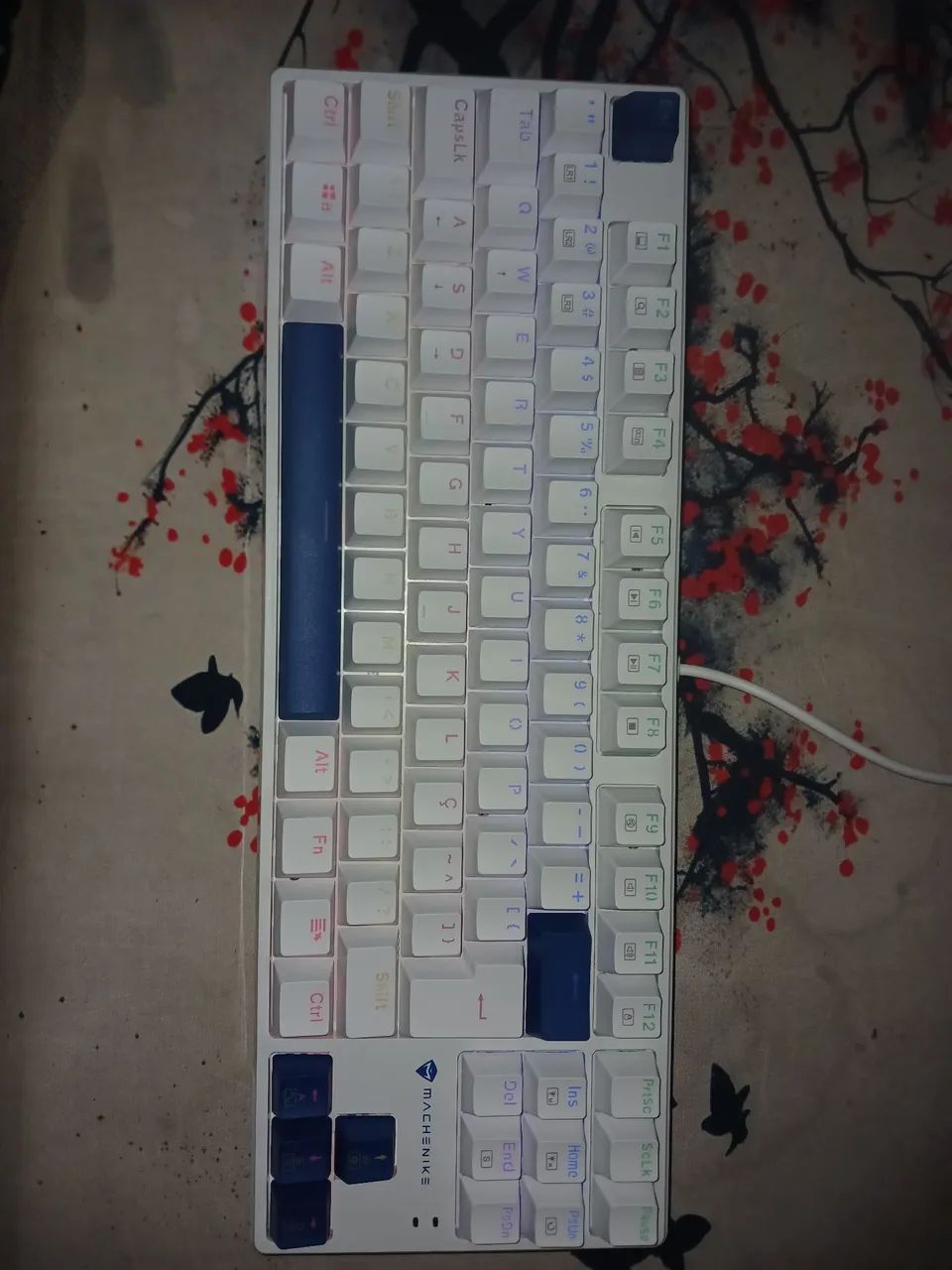 TECLADO GAMER + PLACA DE VIDEO - Foto 2