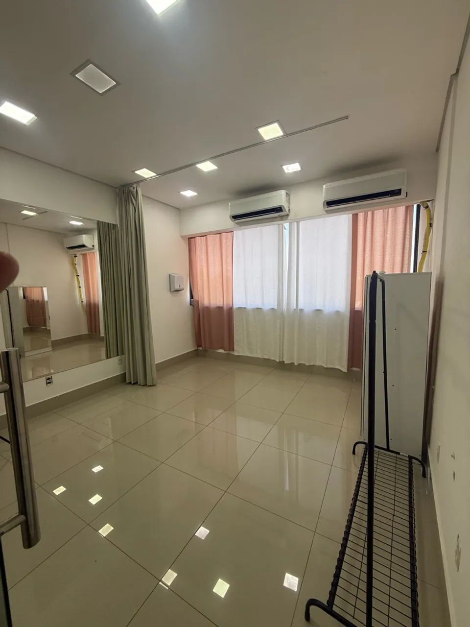 Sala comercial mobiliada  - Foto 2