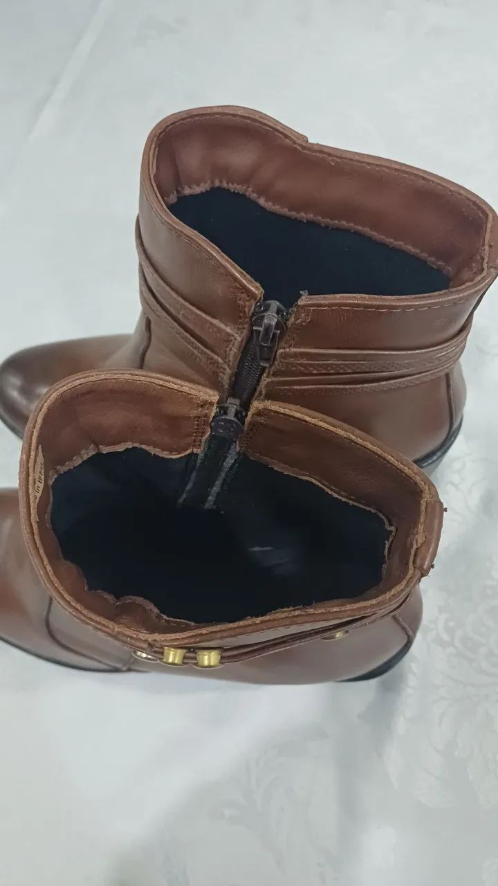 BOTA FEMININA COURO LEGÍTIMO  - Foto 2