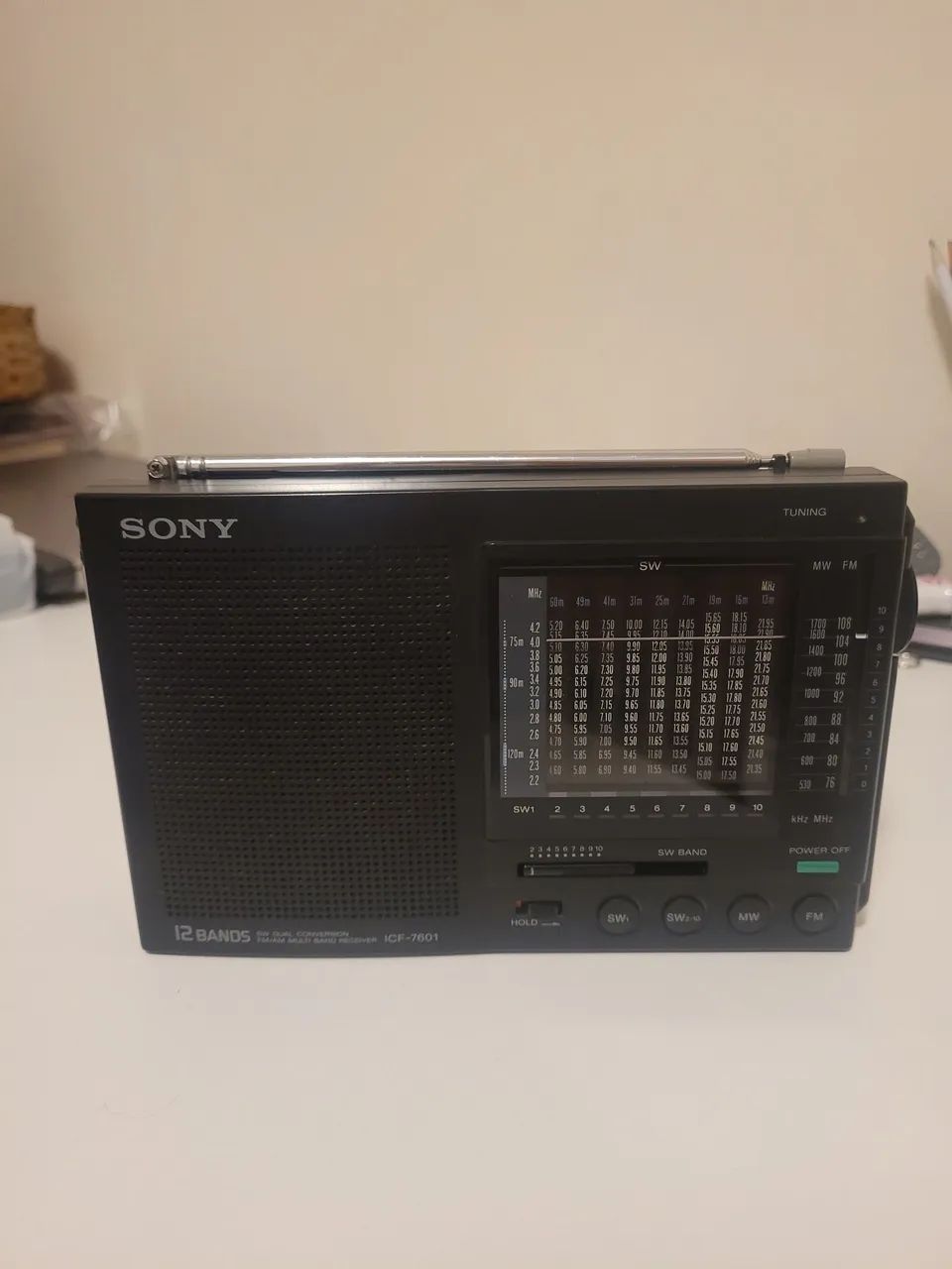 Rádio analógico Sony ICF-7601, legítimo 