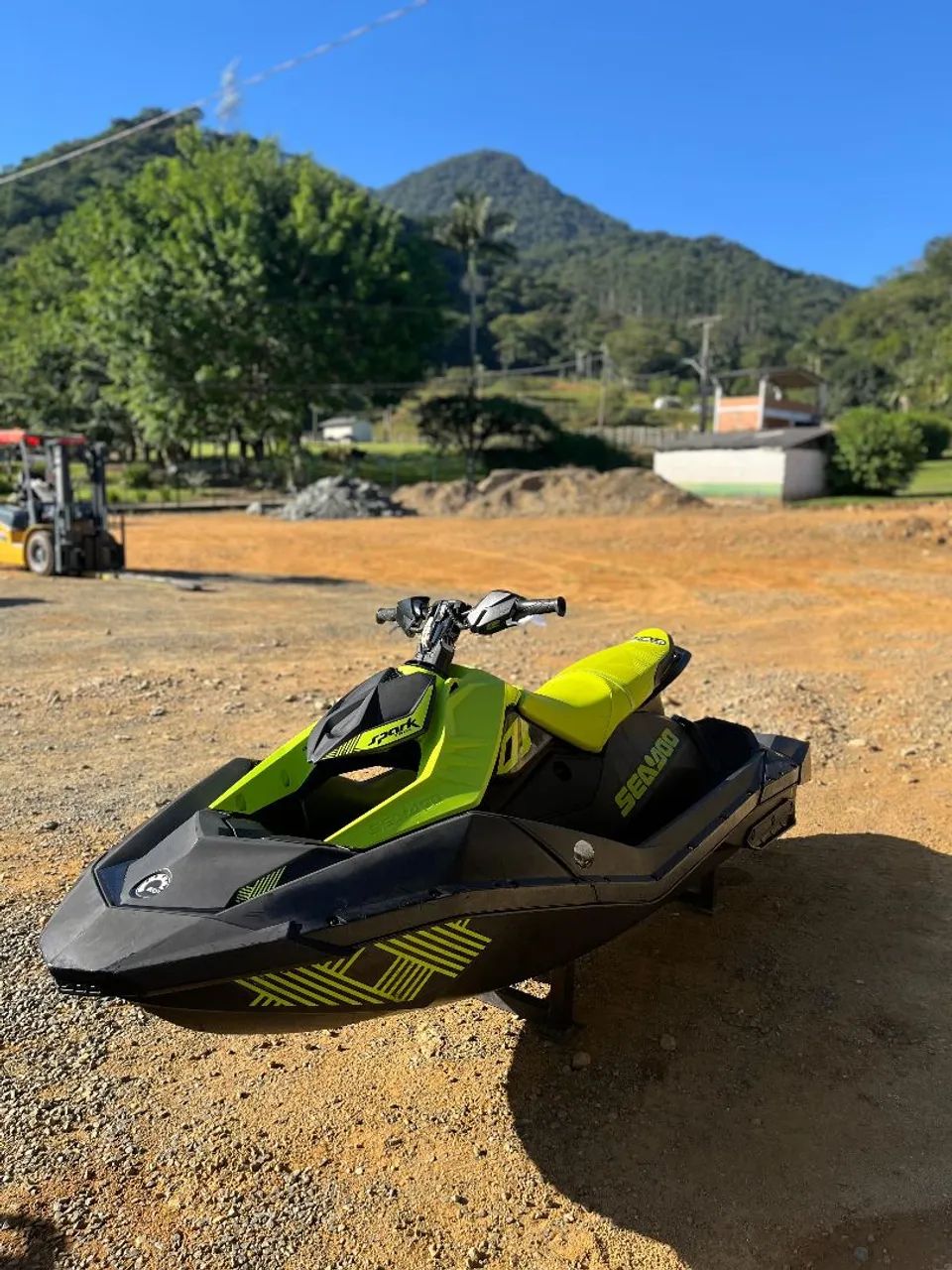 Jet Ski SEADOO Spark Trixx 3UP  - Foto 4
