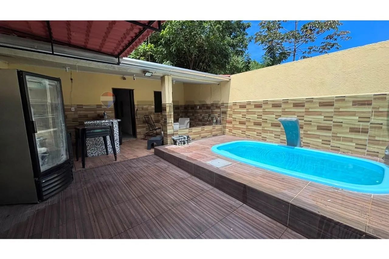 Casa com piscina em paripueira ,tres quartos uma suite