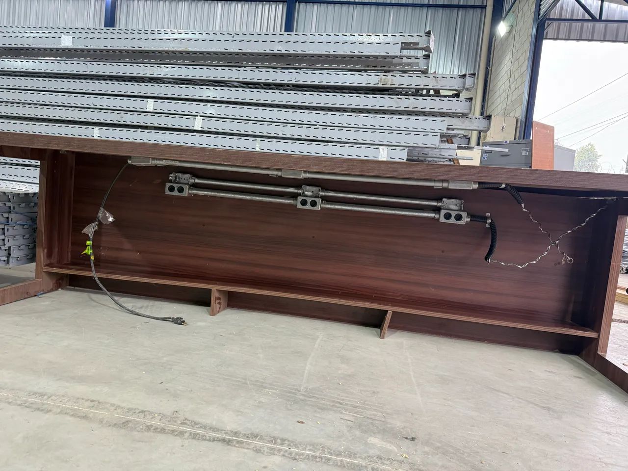 Mesa bancada grande 415986081722552321