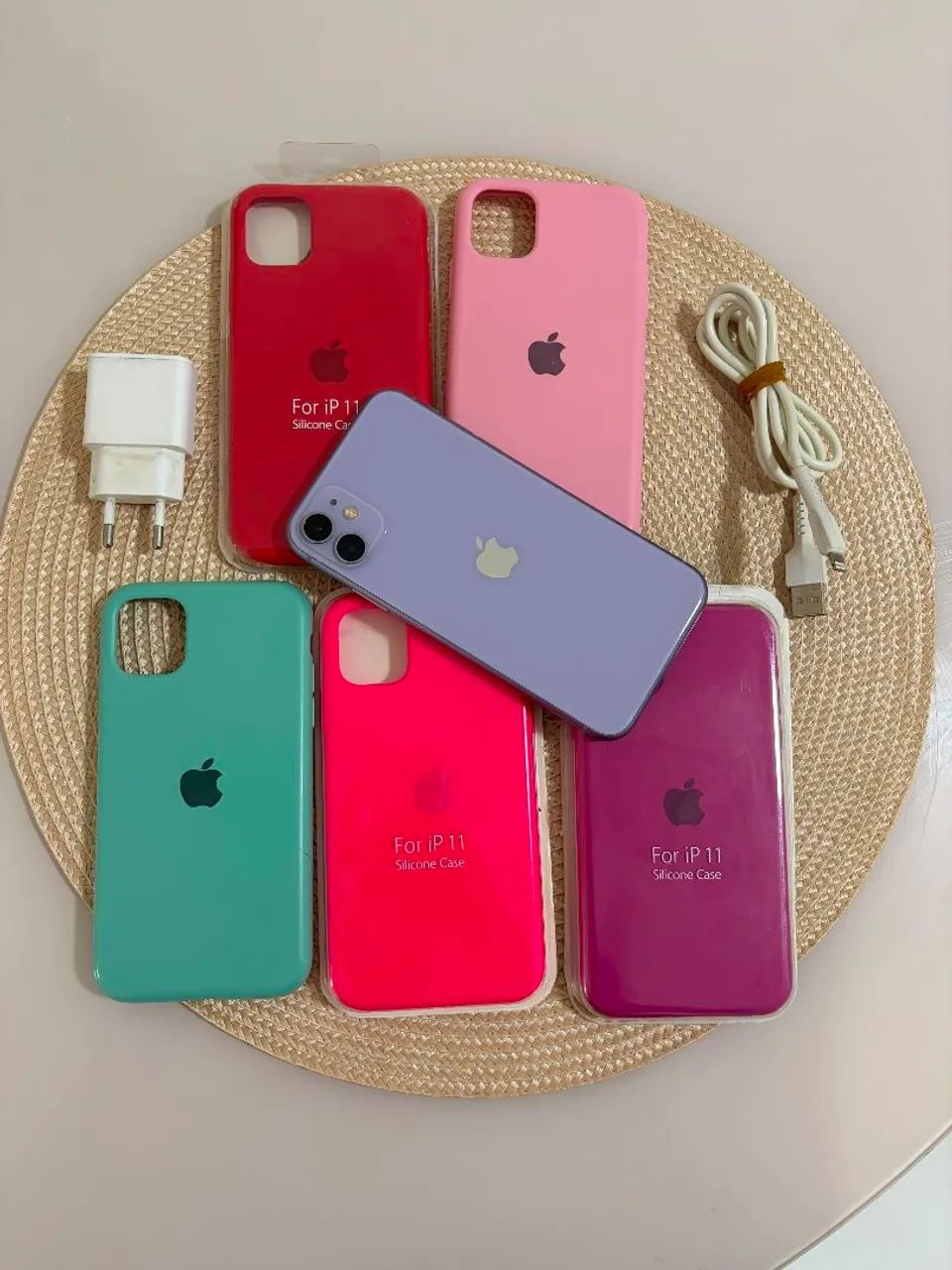 iPhone 11 lilás/ 100% de bateria e 3 meses de garantia