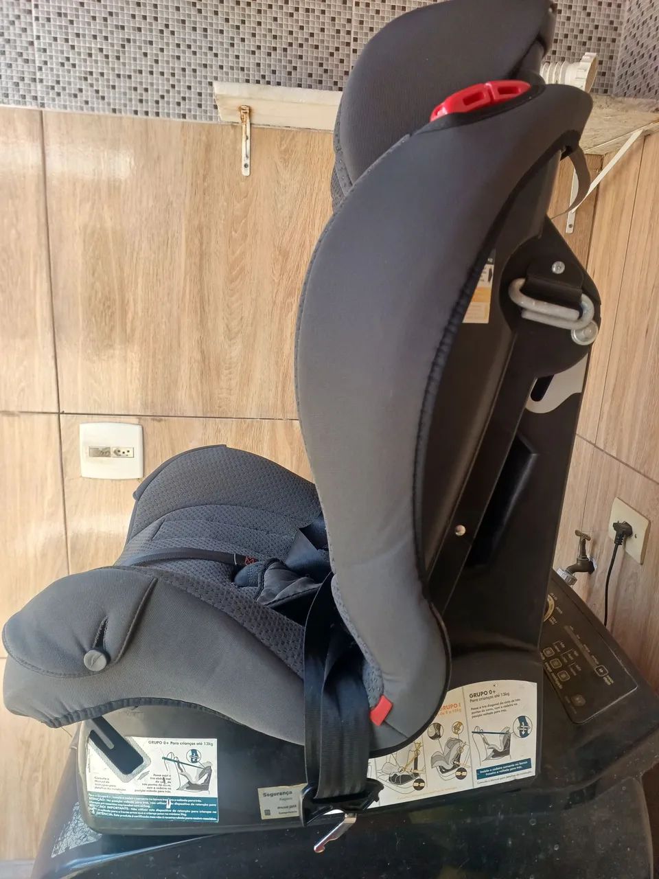 Cadeira de criança pra carro nova - Foto 3