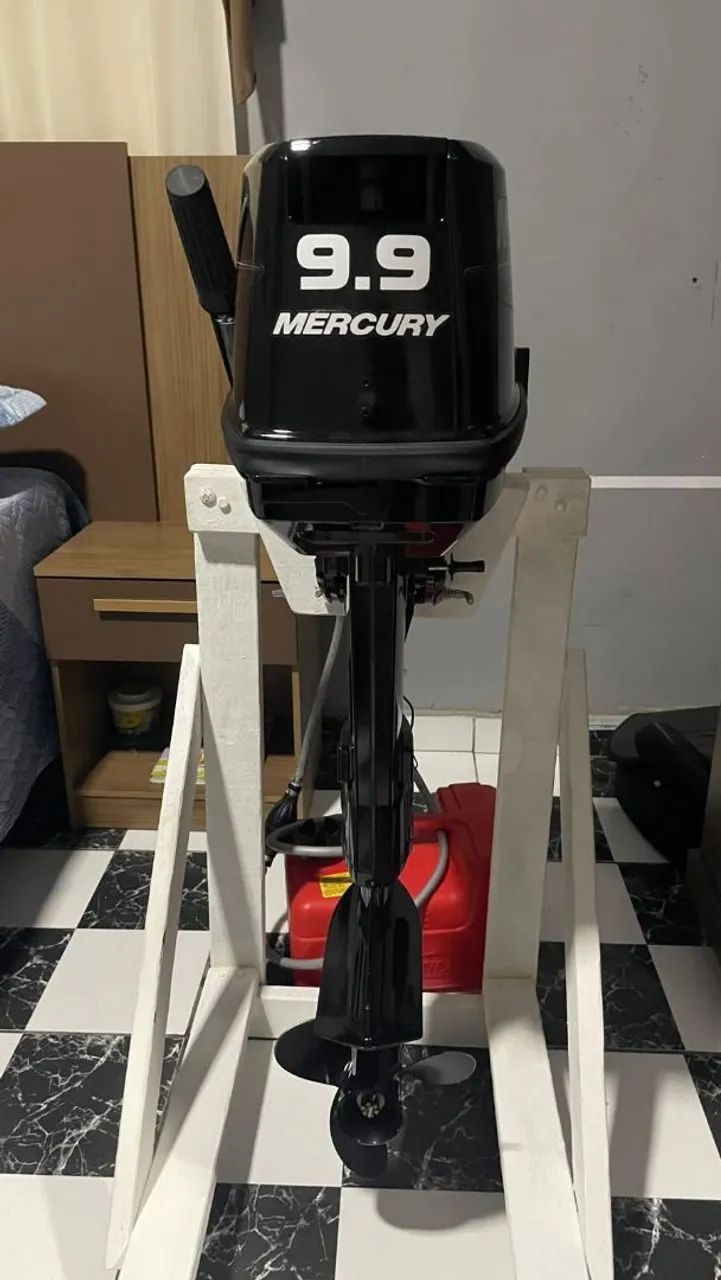 Motor de barco novo 