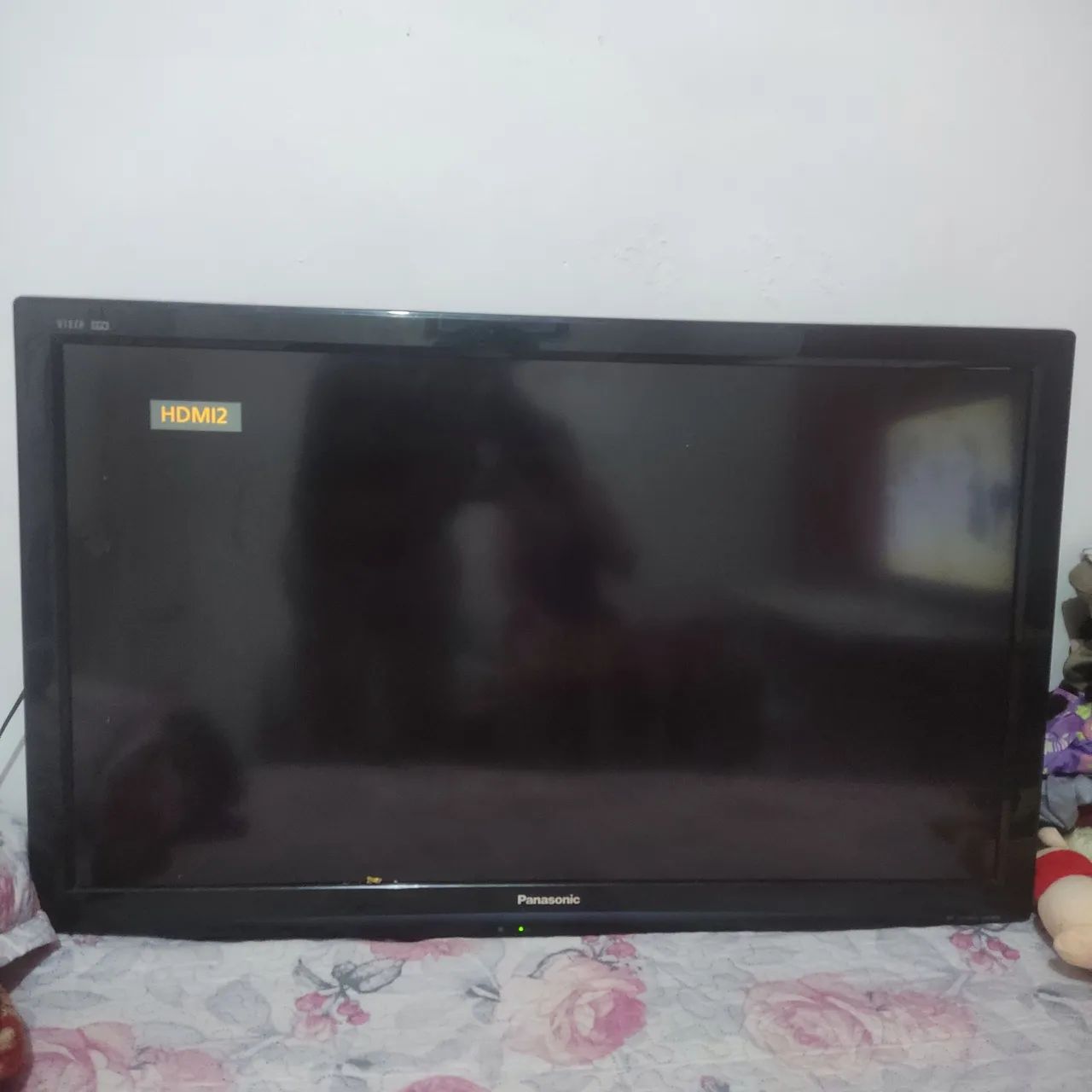 Vendo tv Panasonic 42 polegadas muito boa ideal pra colocar só seu quarto não é smart 