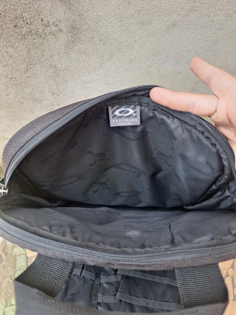 Bolsa Carteiro Oakley - Foto 5