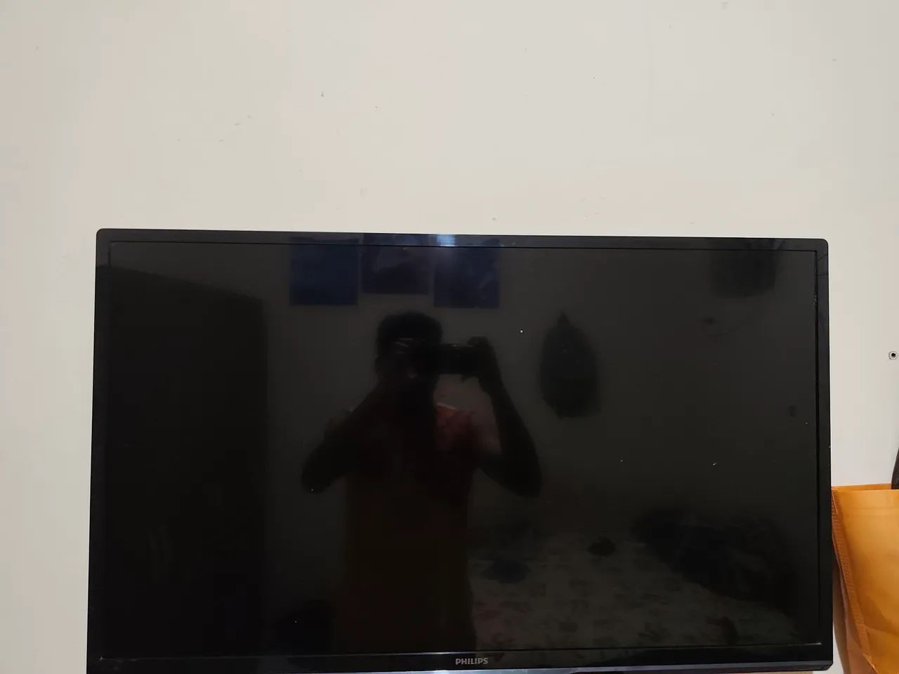 VENDO TV NAO É SMART PRA LEVAR LOGO - Foto 2