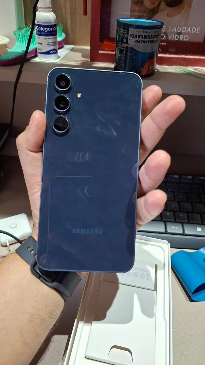 SAMSUNG GALAXY A55 128 gigas - Foto 2