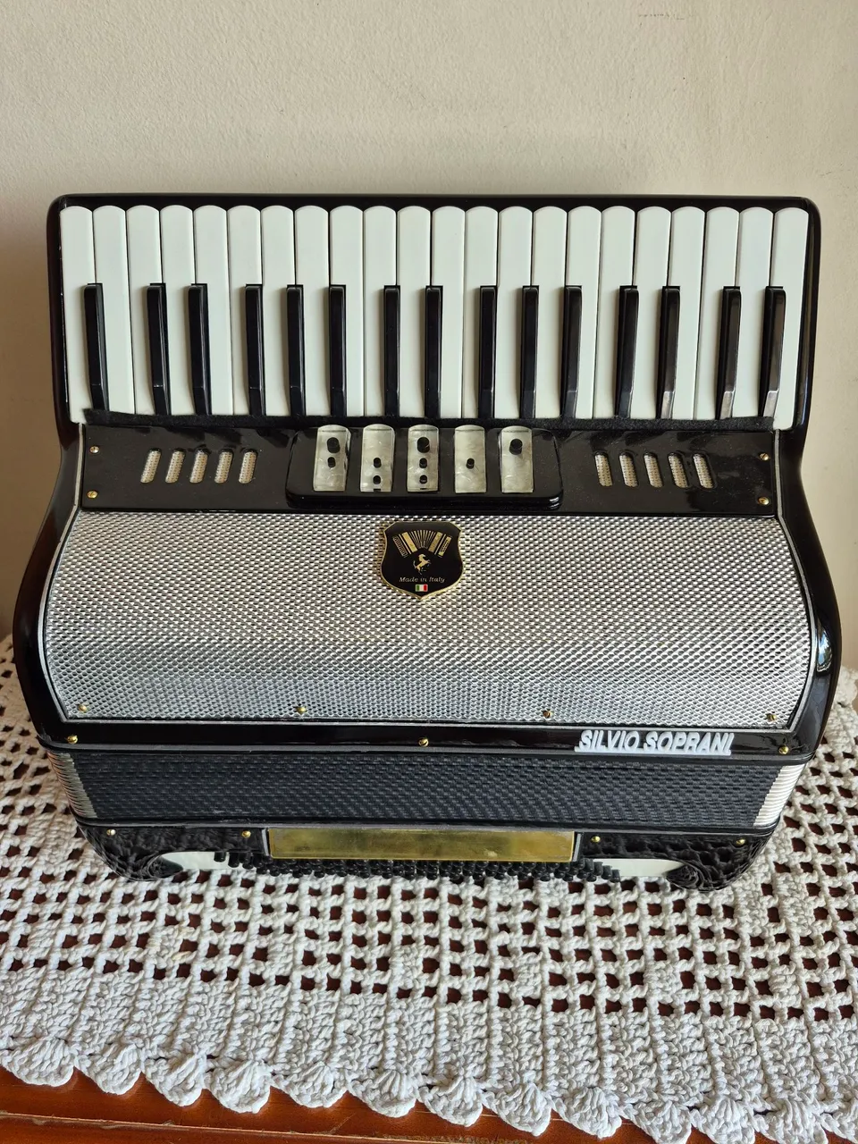 Acordeon DOLPHIN 80 Baixos - Instrumentos musicais - Jardim