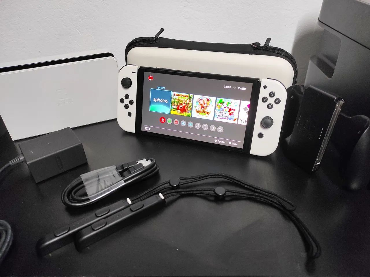 Nintendo Switch OLED SEMI NOVO - 256gb - DESBLOQUEADO - Consoles