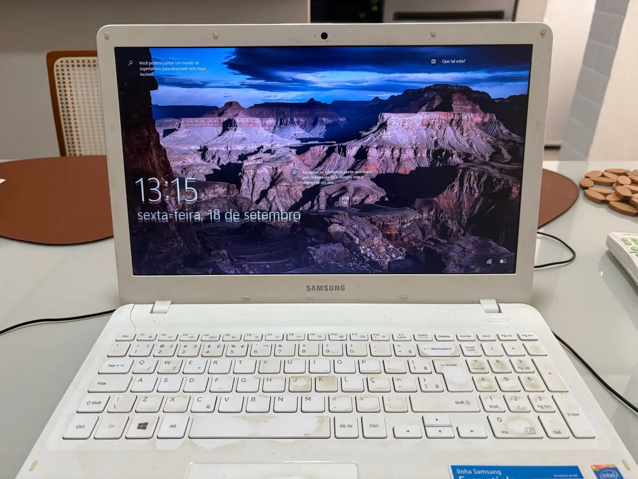 Vendo Notebook Samsung Essentials E34 - Foto 2
