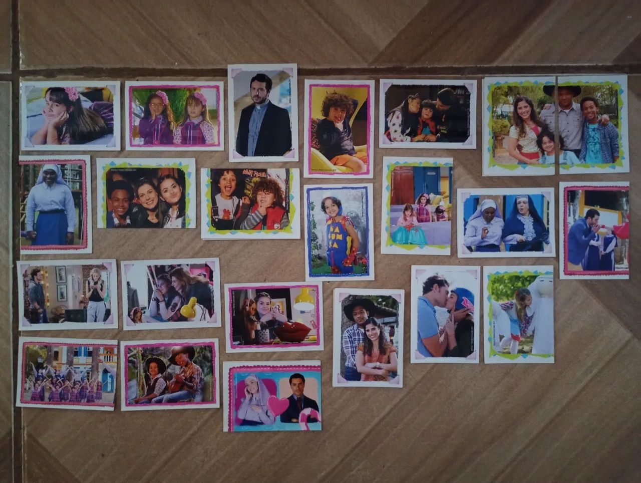 Figurinhas do Álbum da novela CARINHA de anjo  - Foto 3