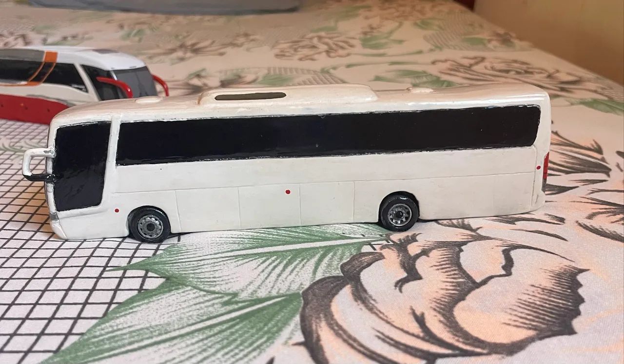 KIT MINIATURAS DE ÔNIBUS 