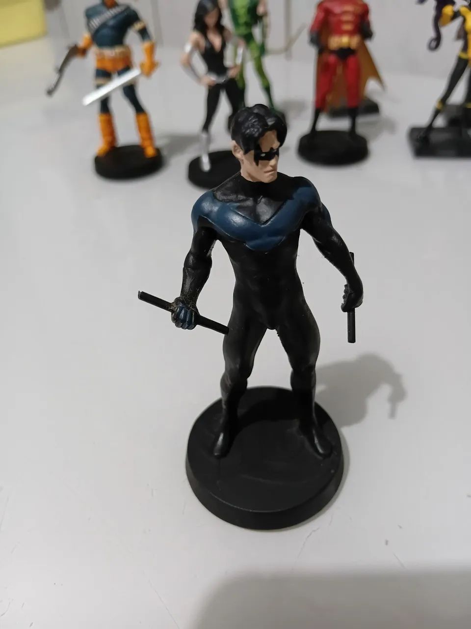 Figura Eaglemoss  DC Asa Noturna, com revista. - Foto 5